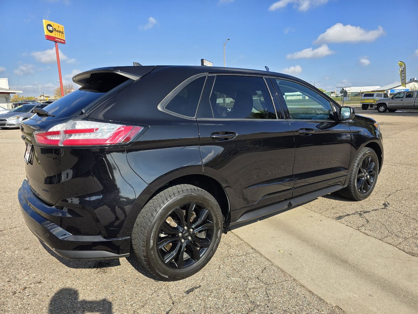 2022 Ford Edge SE photo 4