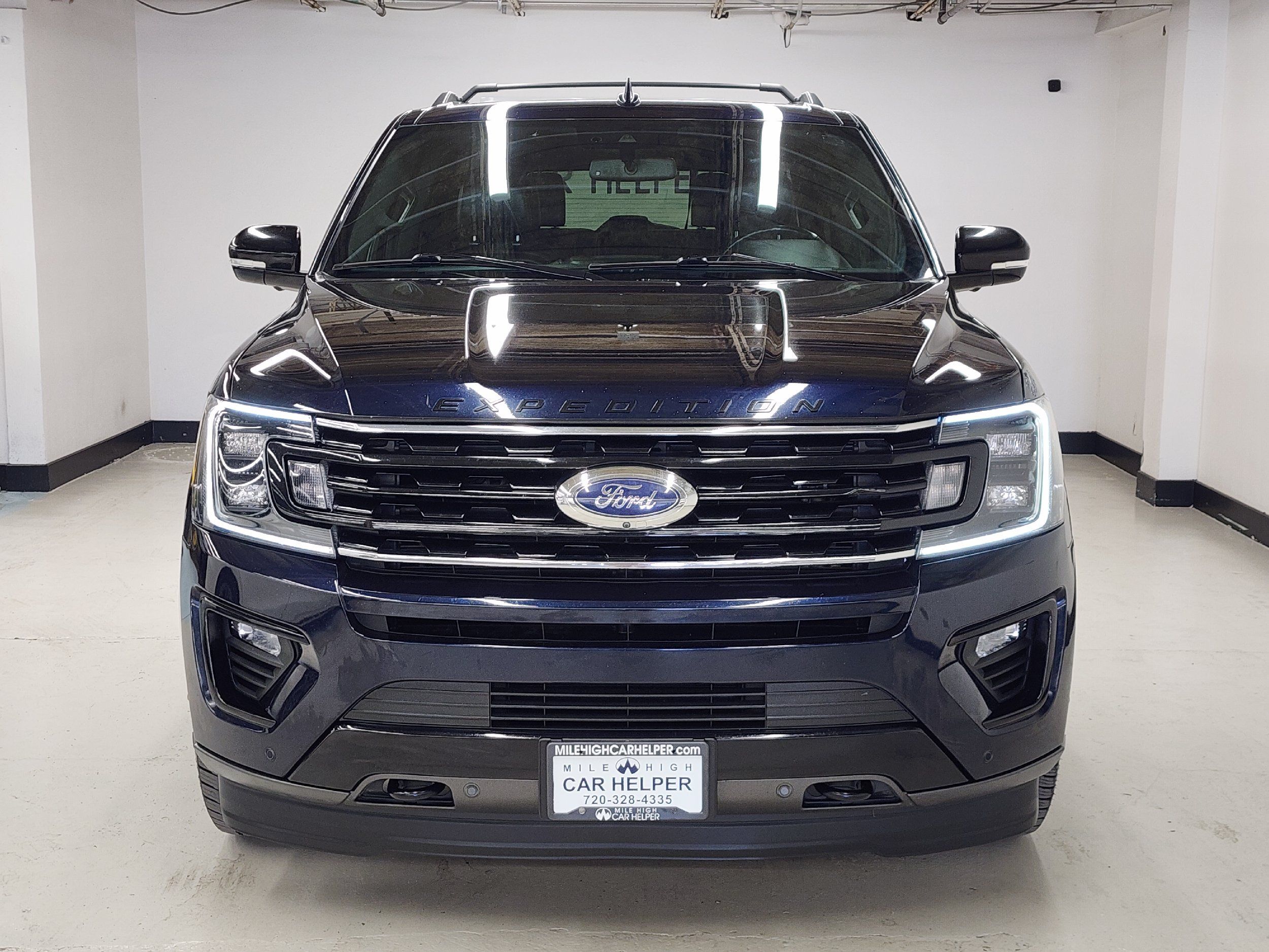 2021 Ford Expedition MAX Limited photo 2