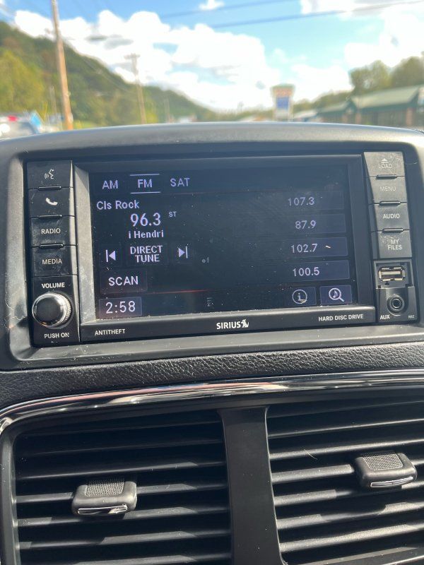 2019 Dodge Grand Caravan SXT photo 17