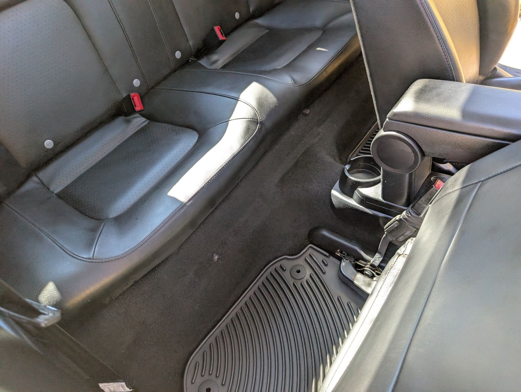 2008 Volkswagen New Beetle 76