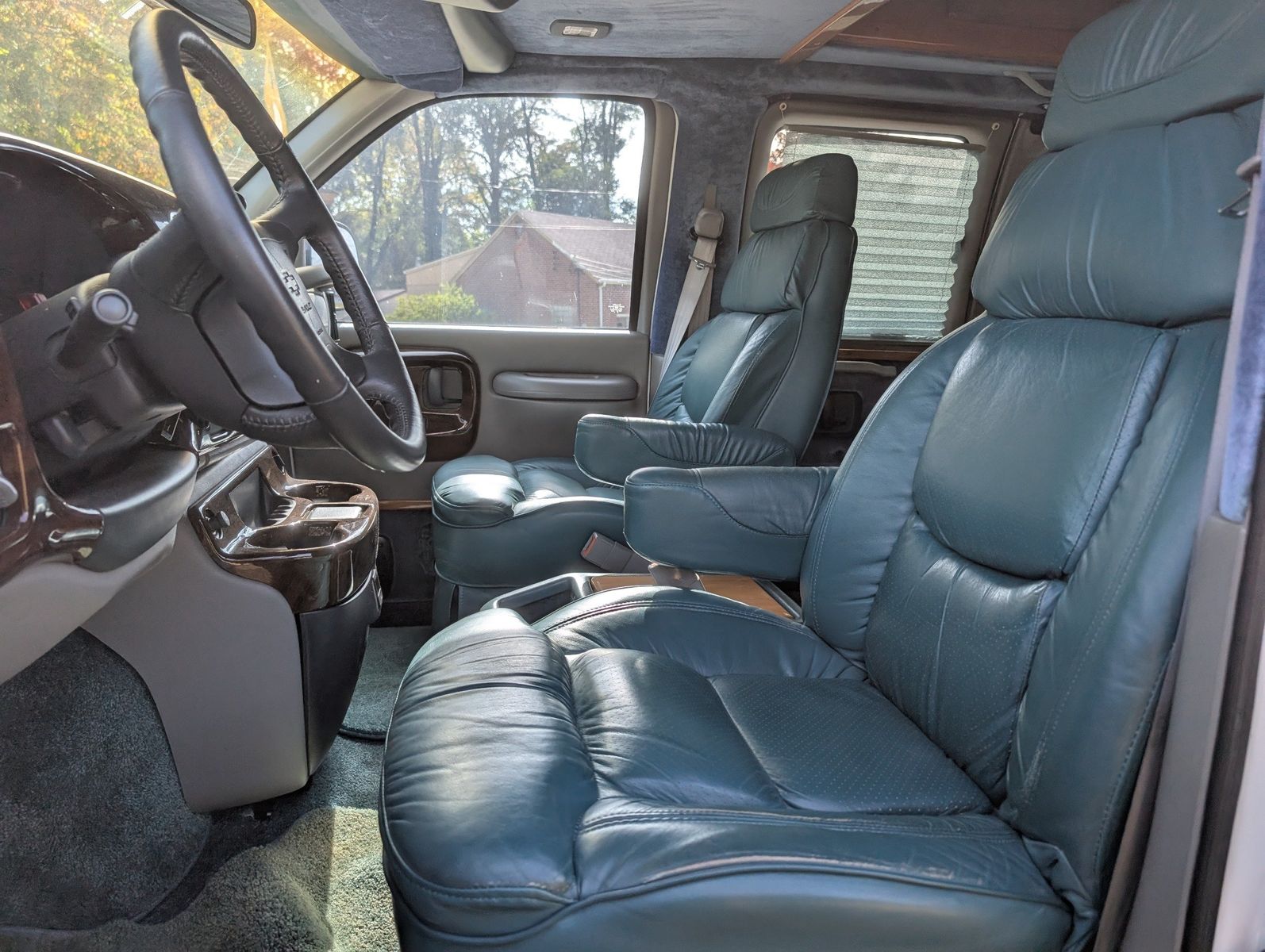 1997 Chevrolet Express G1500 51