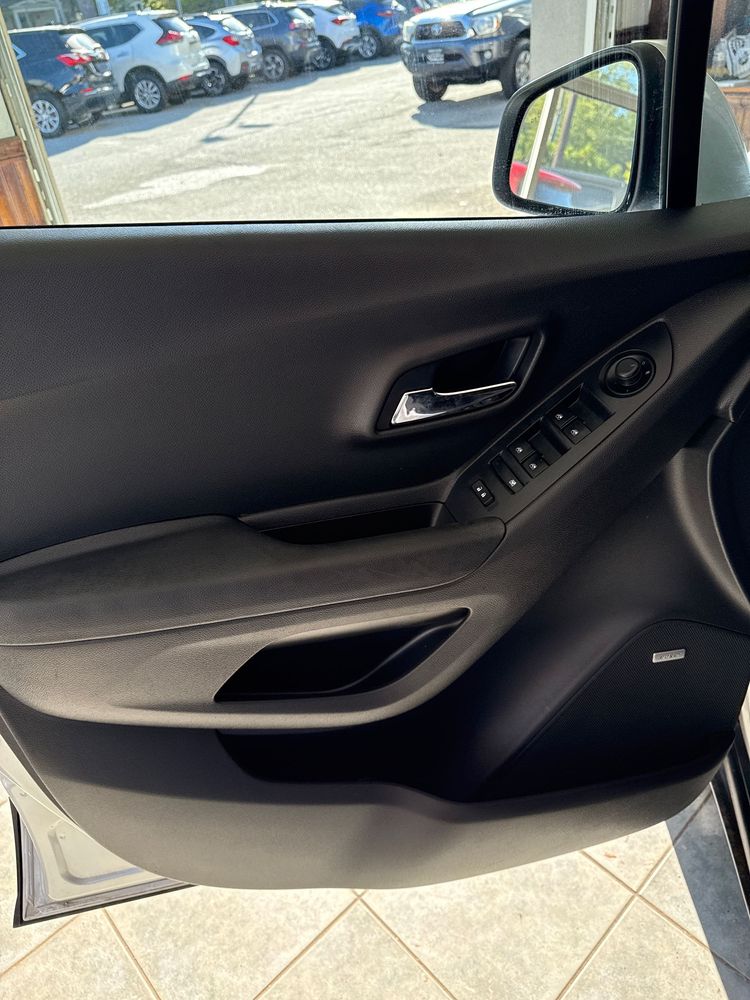 2020 Chevrolet Trax Premier photo 19
