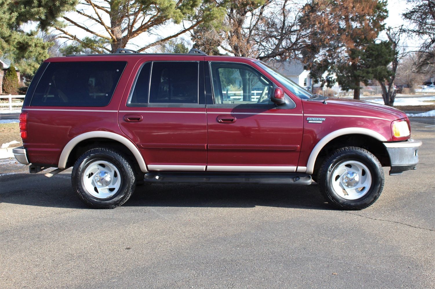 1998 Ford Expedition Eddie Bauer | Victory Motors of Colorado