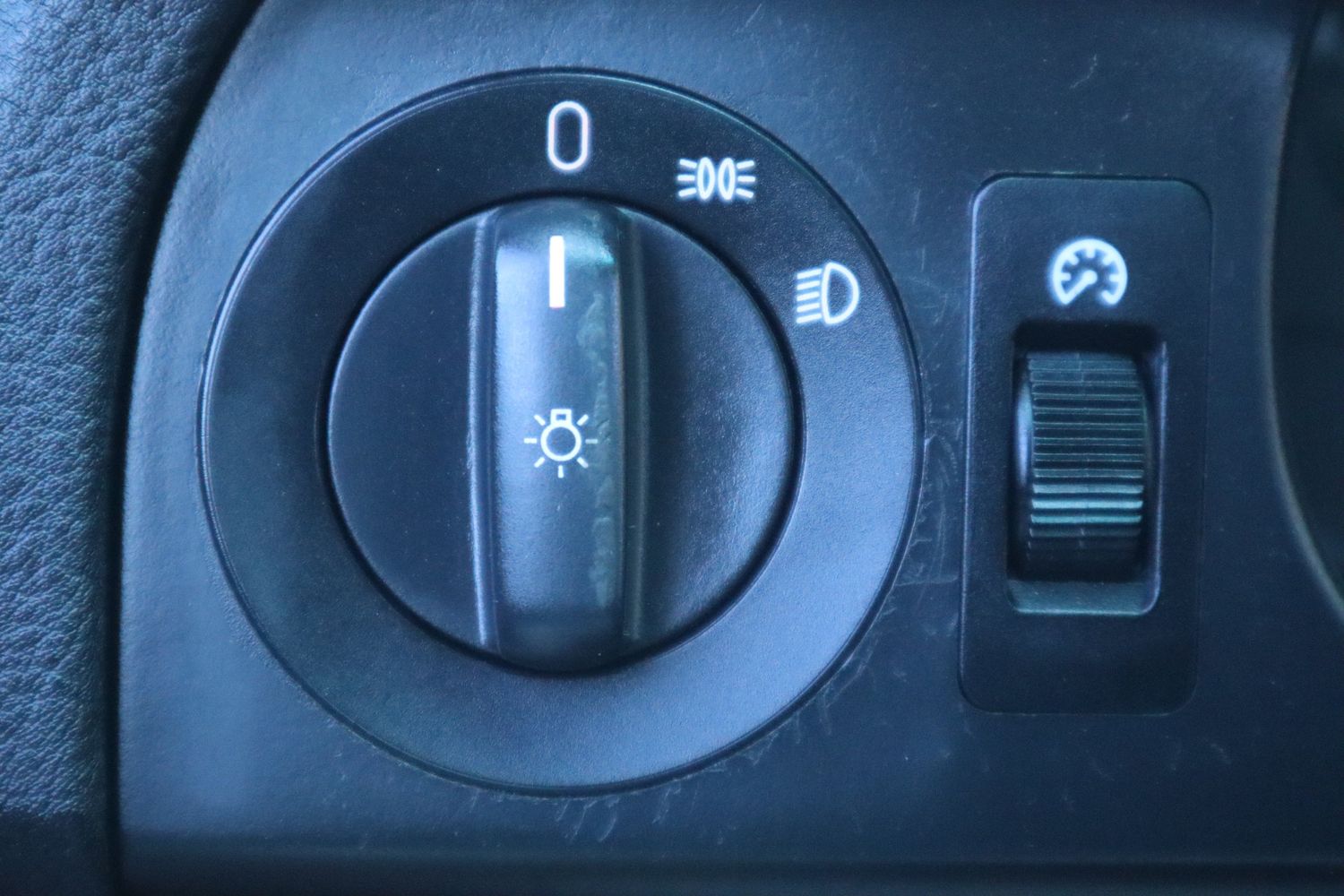 2000 BMW 5 Series 528i Victory Motors of Colorado