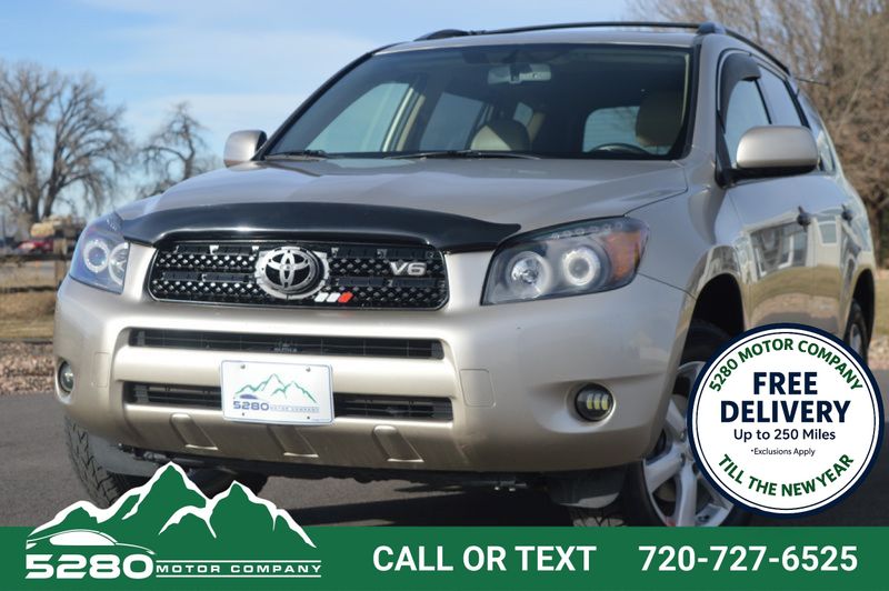 2007 Toyota RAV4 Limited's photo