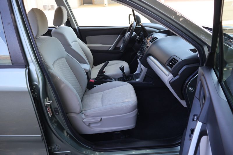 2014 Subaru Forester 2.5i | Victory Motors of Colorado