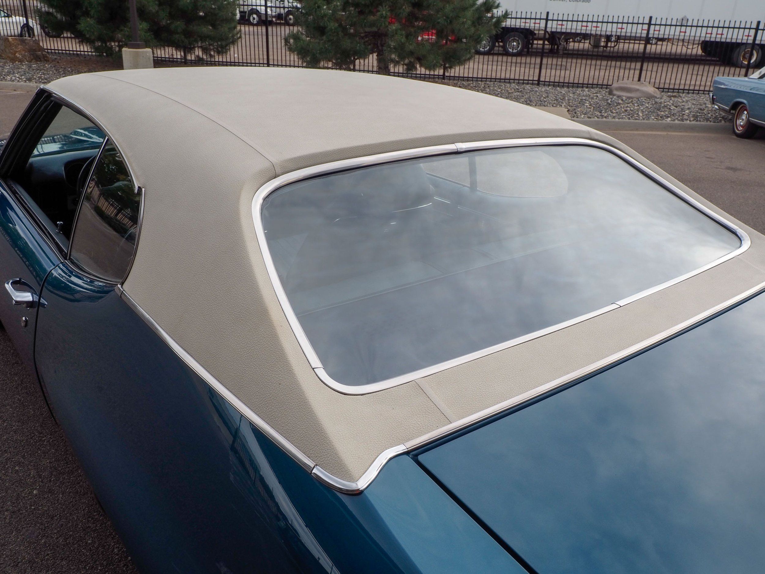 1970 Pontiac GTO Blue 
