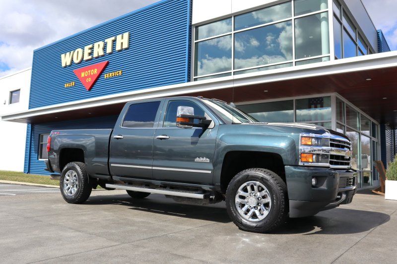 2018 Chevrolet Silverado 3500HD High Country Crew Cab 4WD