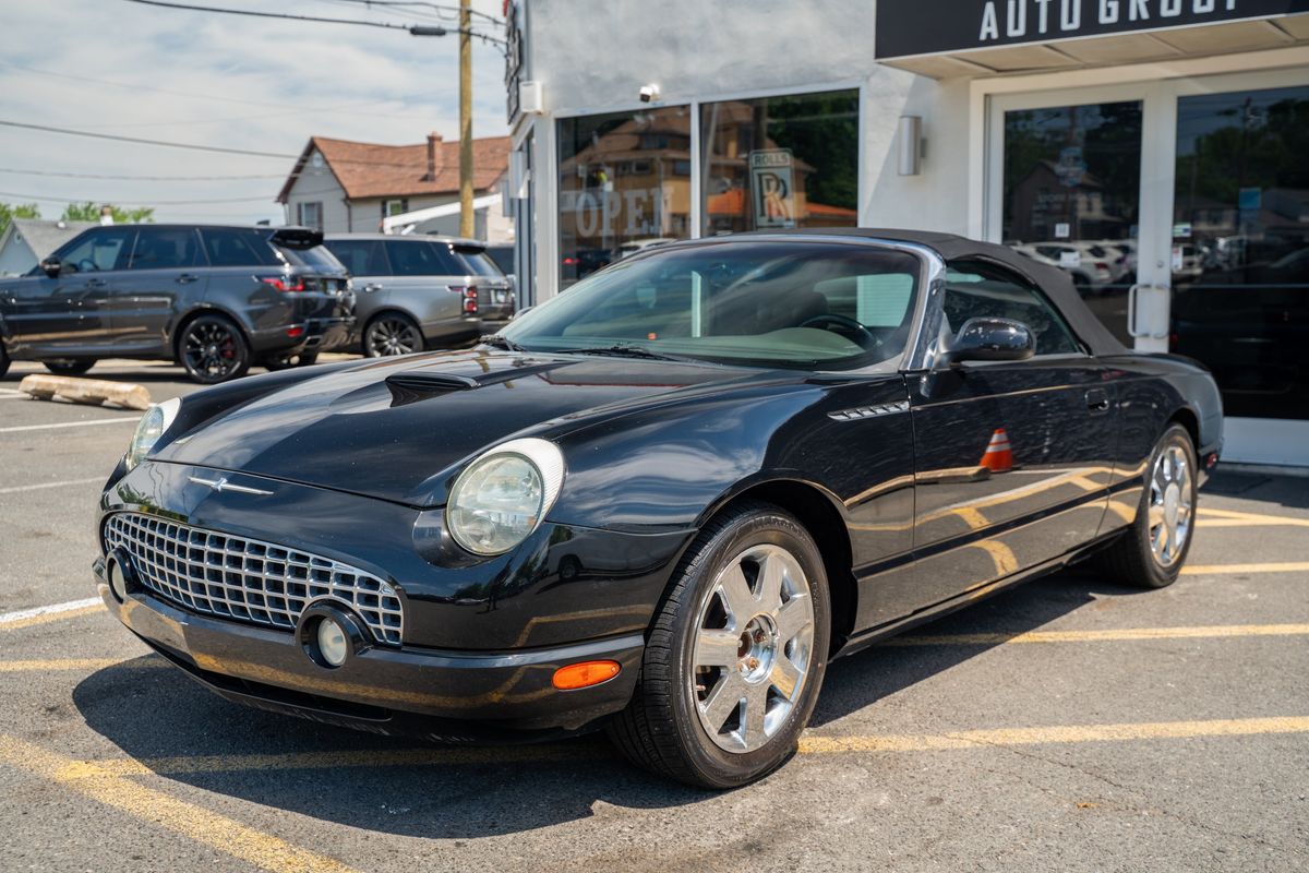 2002 Ford Thunderbird Base