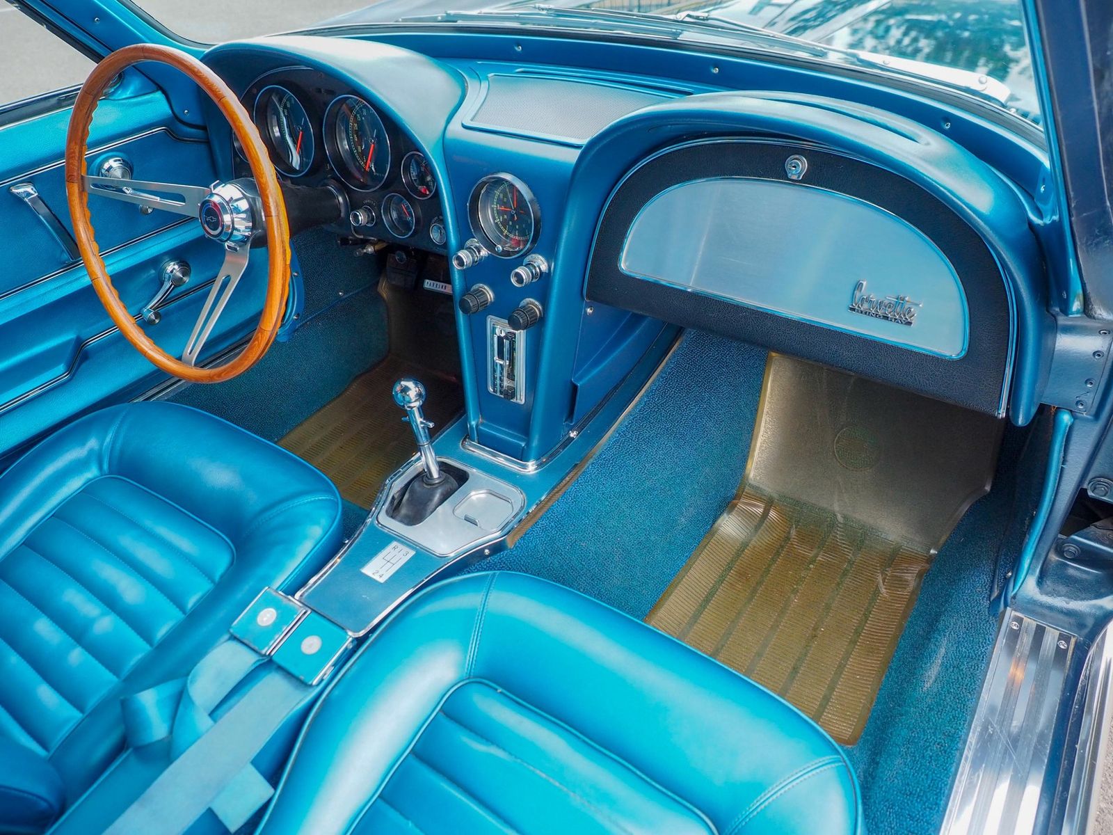 1966 Chevrolet Corvette 52