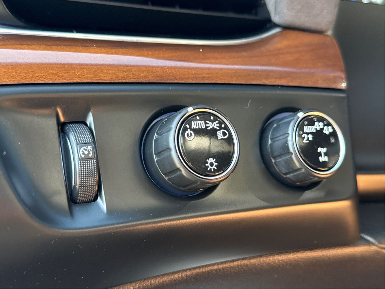 2019 Cadillac Escalade ESV Luxury photo 36
