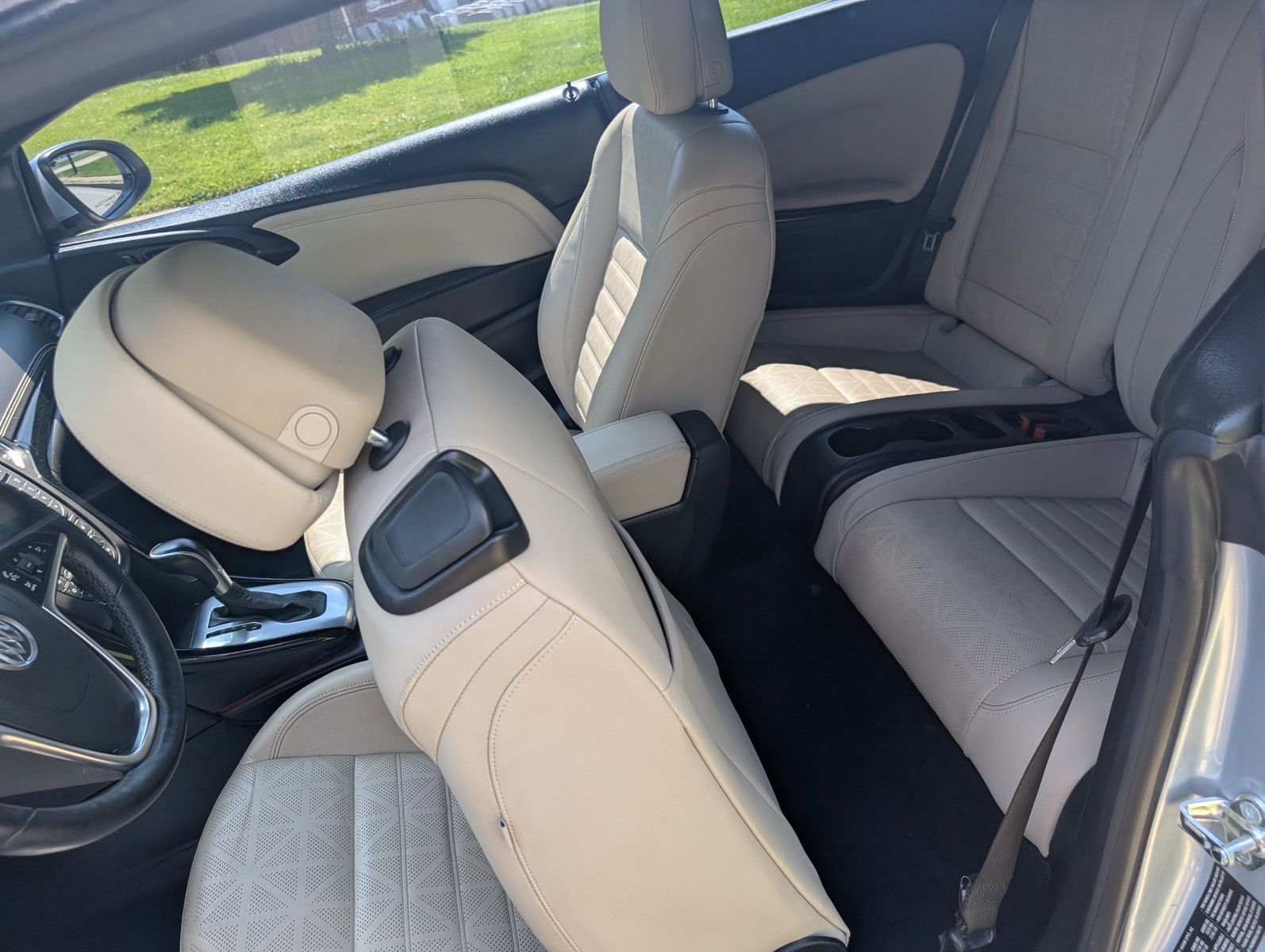 2016 Buick Cascada 62