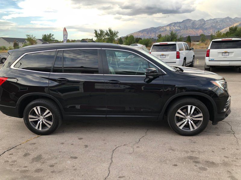 2018 Honda Pilot EX photo 6