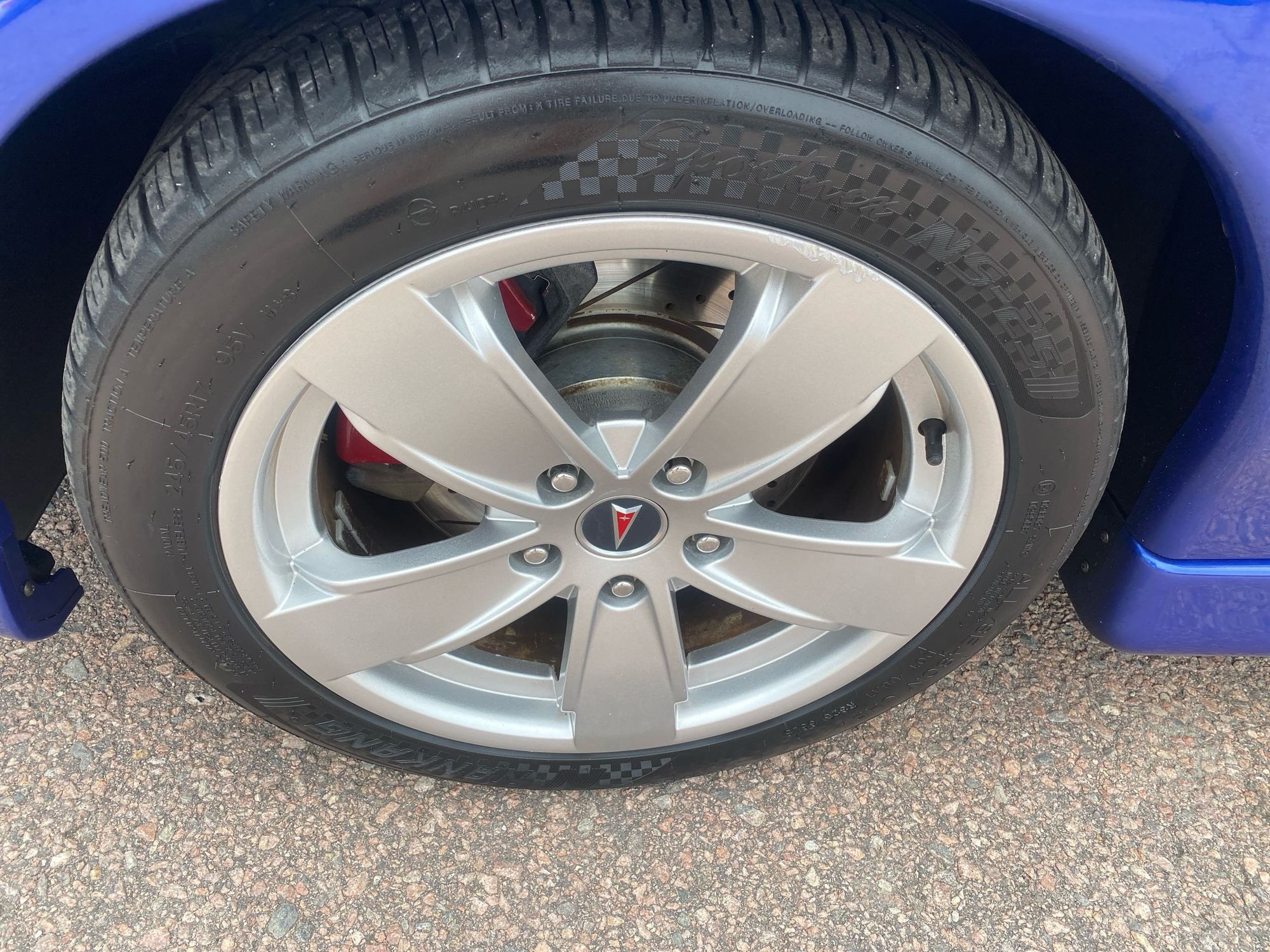 2005 Pontiac GTO photo 7