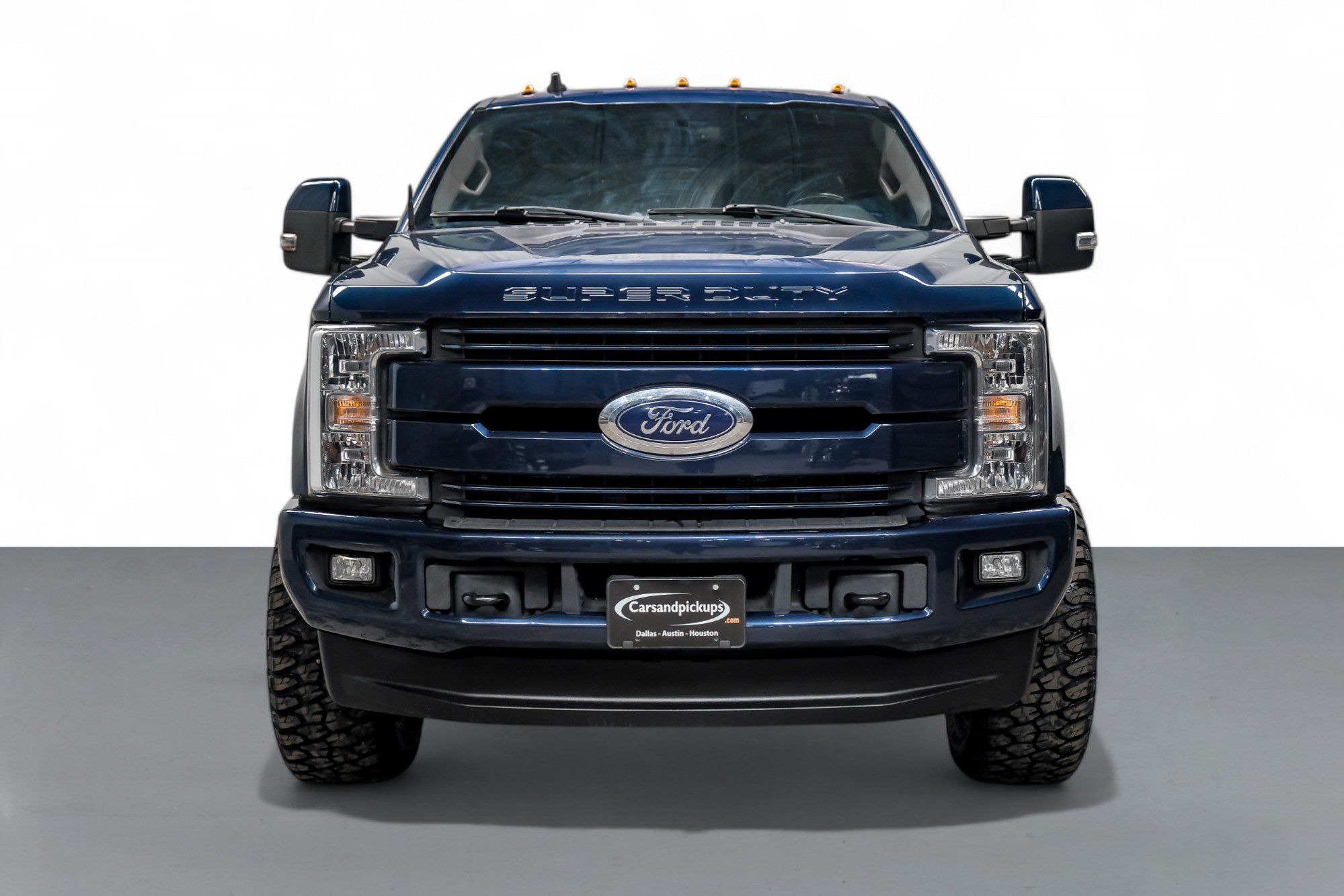 2019 Ford F-250 Lariat photo 2