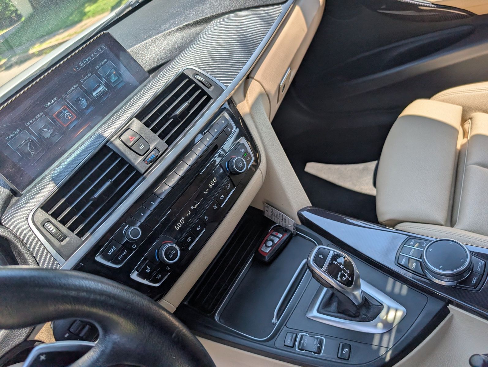 2017 BMW 330i 61