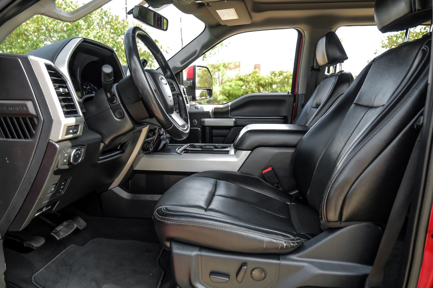 2021 Ford F-250 Lariat photo 3