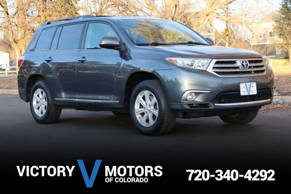 2011 Toyota Highlander SE
