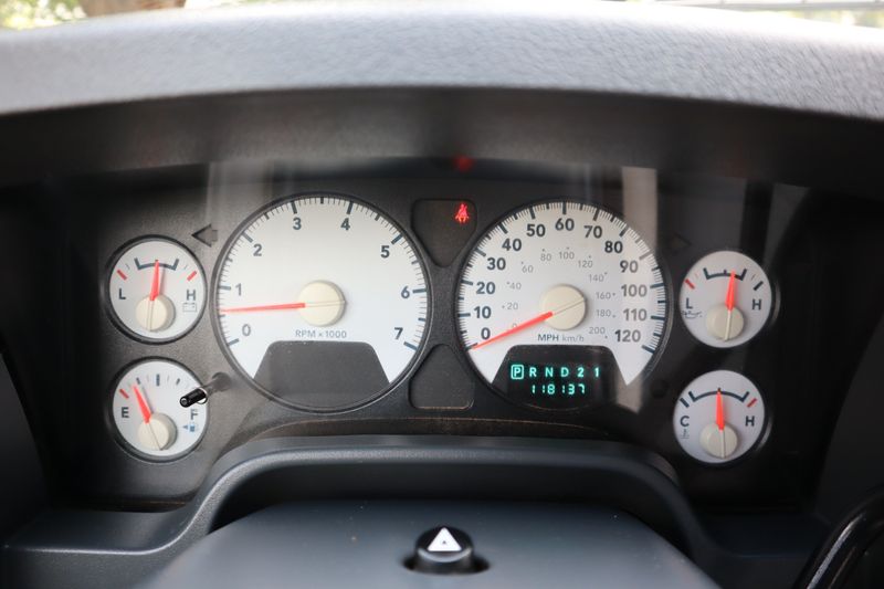 2007 dodge ram 3500 check gauges light