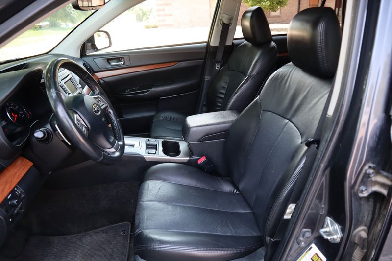 2013 Subaru Outback 2.5i Limited | Victory Motors of Colorado