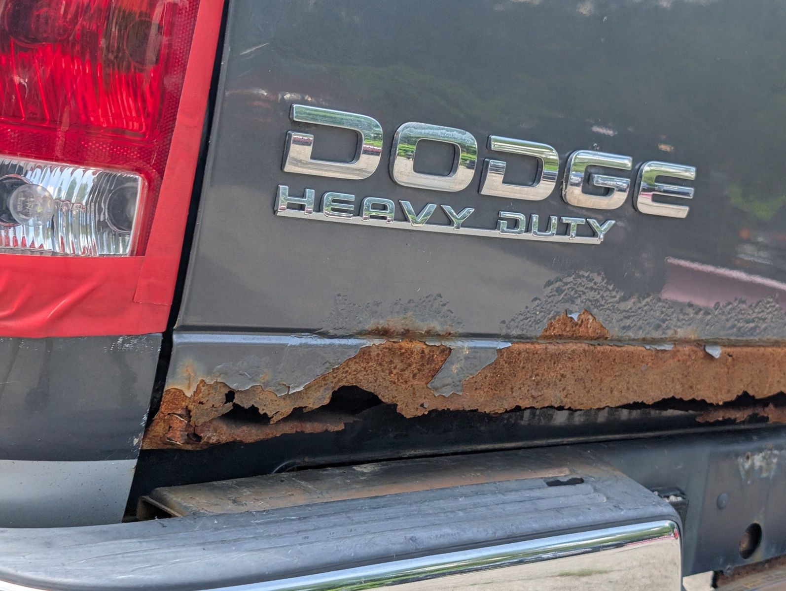 2004 Dodge Ram 3500 34