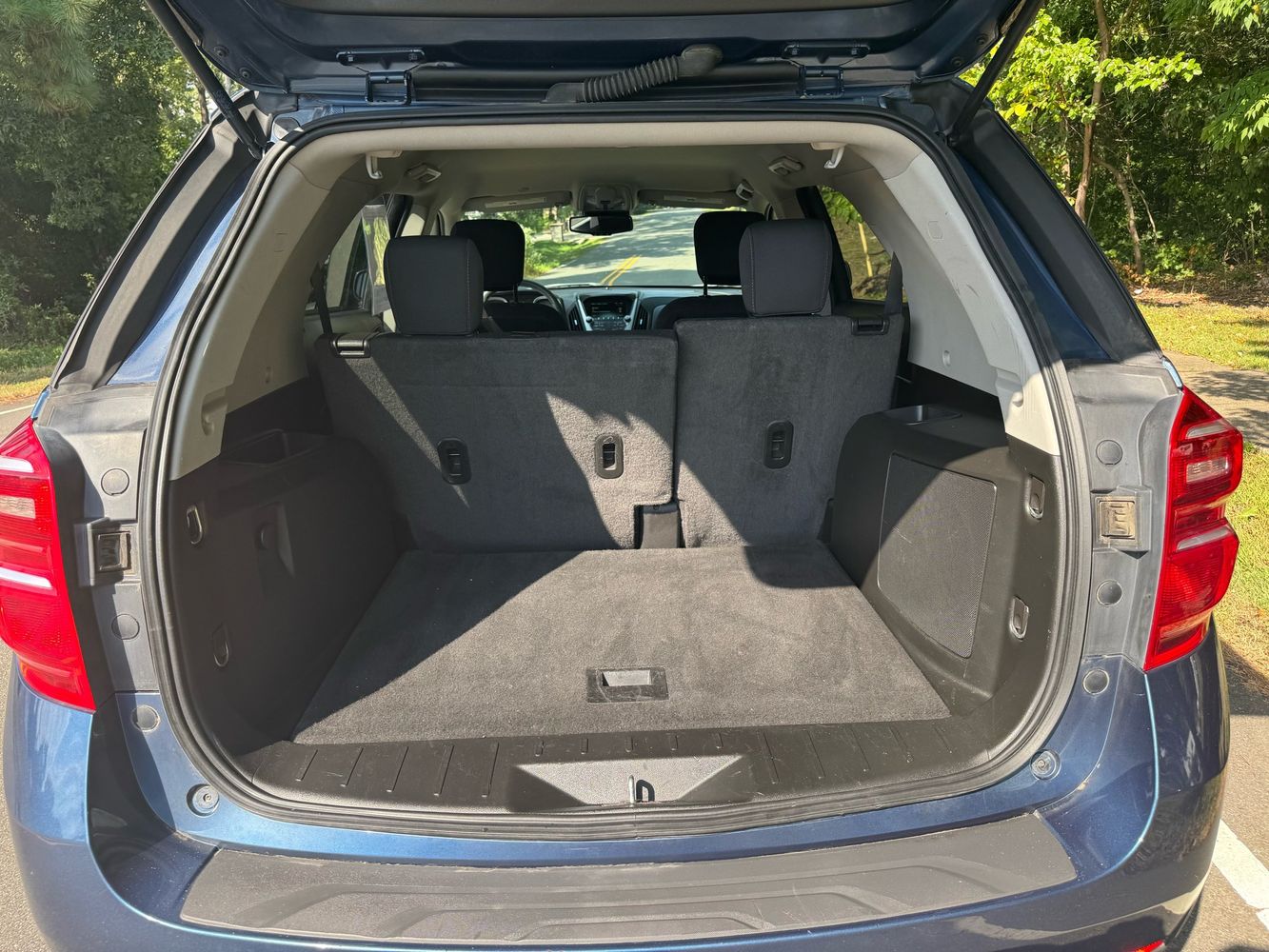 2016 Chevrolet Equinox LT photo 23