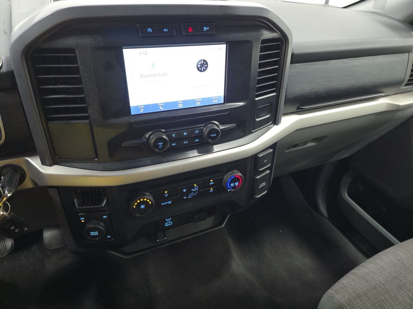2023 Ford F-150 XLT - Photo 9