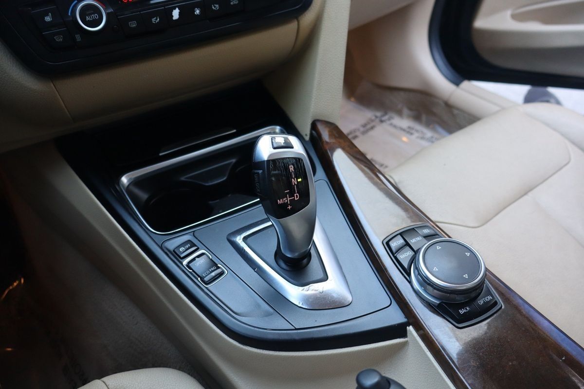 2015 BMW 3 Series 328i xDrive