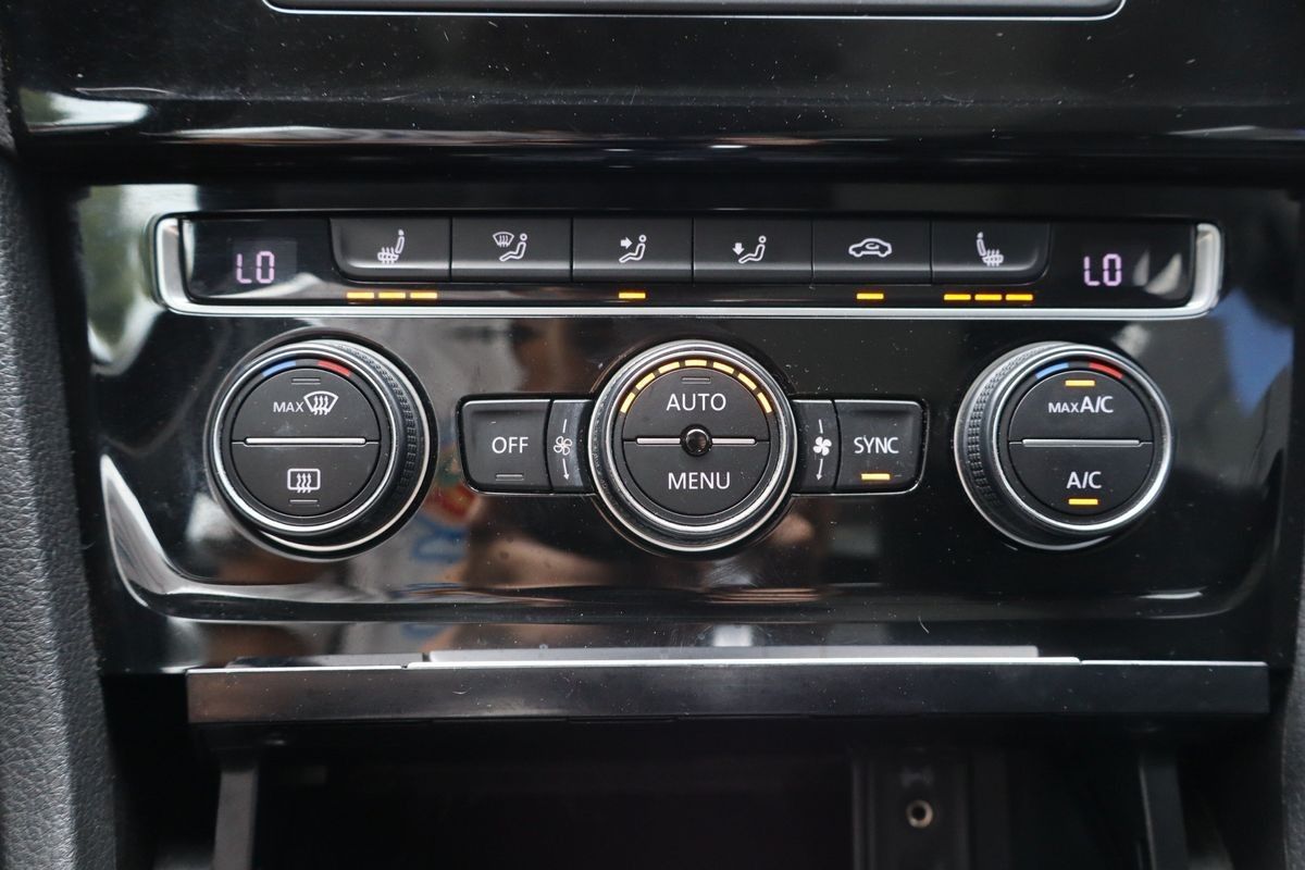 2017 Volkswagen Golf SportWagen TSI SEL