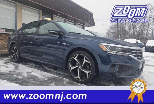 2020 Volkswagen Passat R-Line's photo