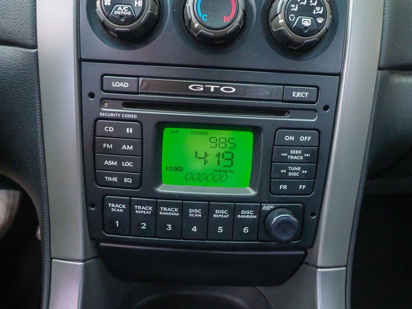 2005 Pontiac GTO 51