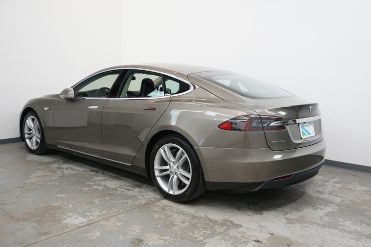2015 Tesla Model S 85d Green Eyed Motors