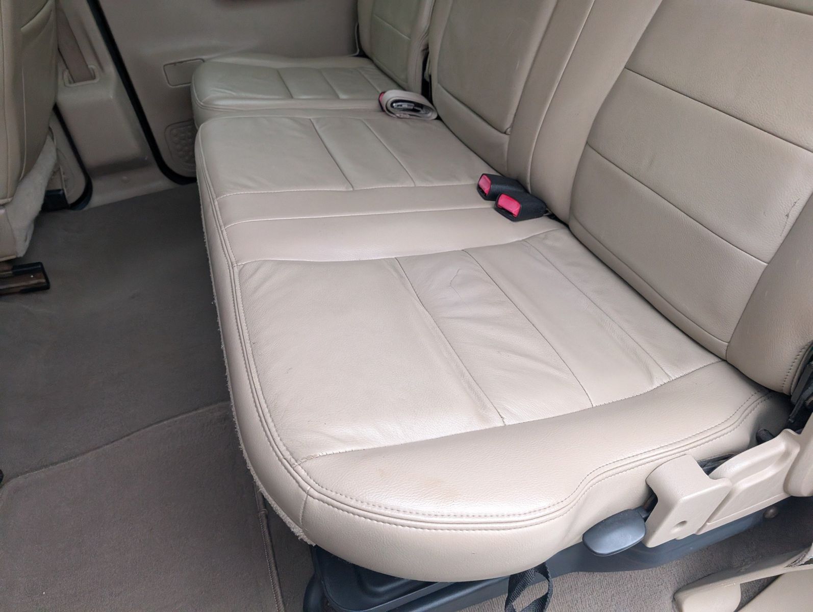 2004 Ford F-350 Super Duty 172
