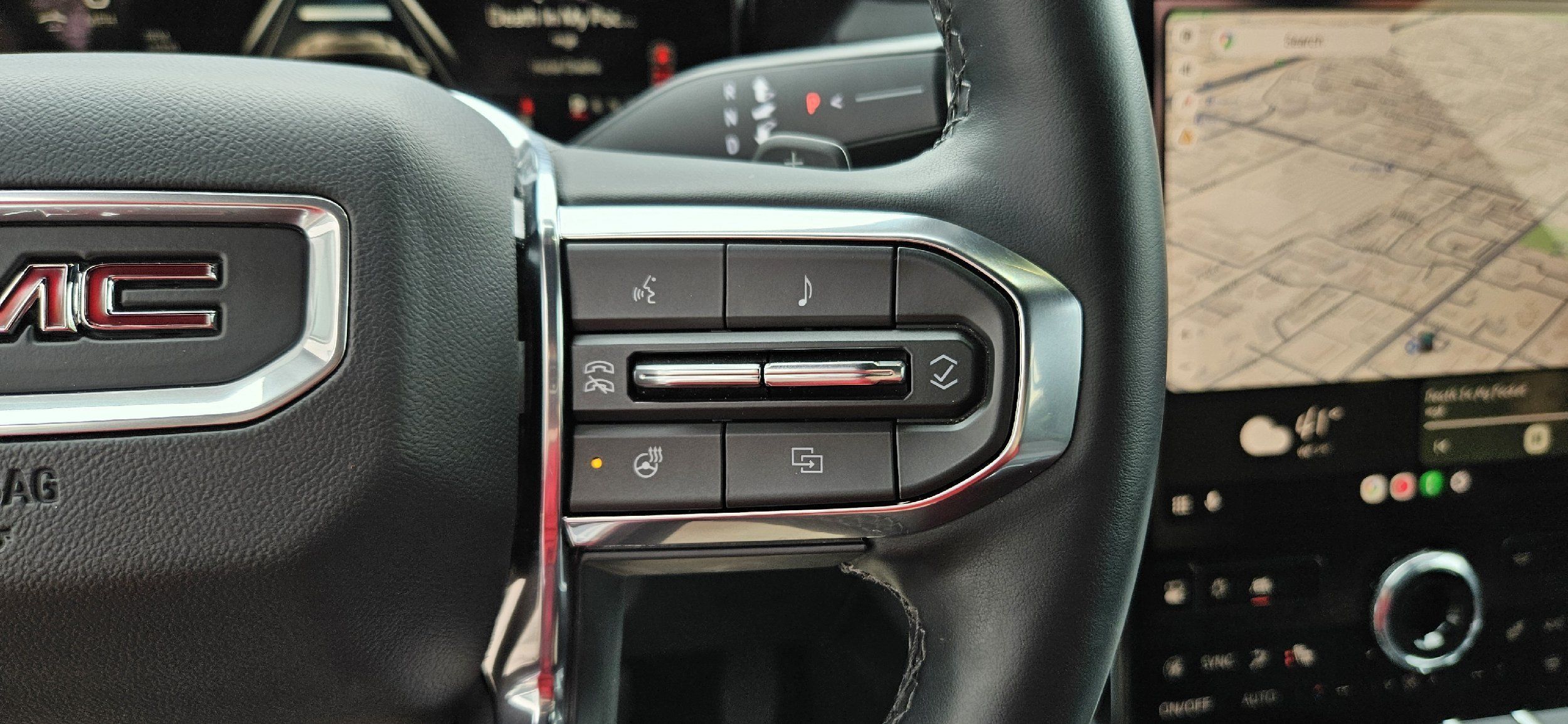 2025 GMC Acadia Elevation - Photo 12