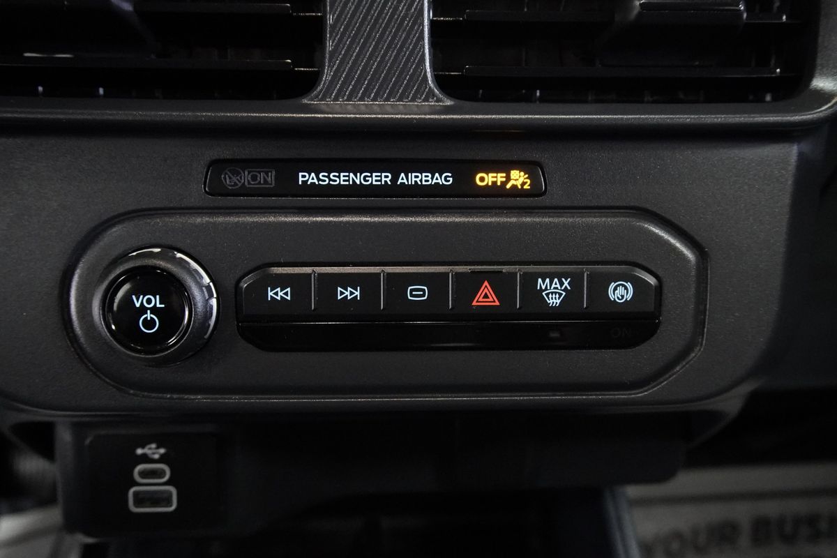 2025 Ford Maverick XL