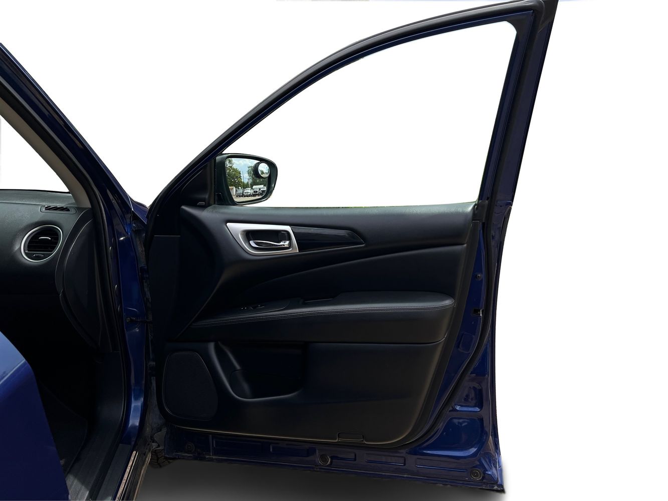 2019 Nissan Pathfinder SV - Photo 25