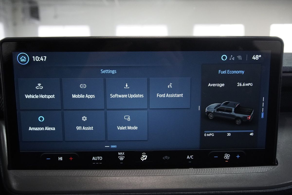 2025 Ford Maverick XL