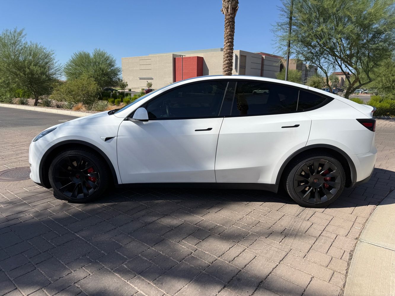 2021 Tesla Model Y Long Range photo 5