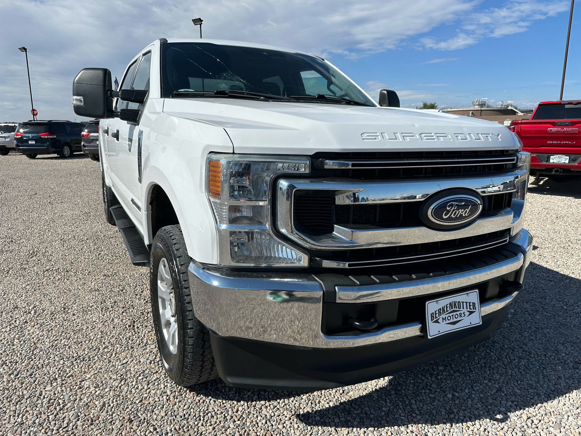 2022 Ford F-250 XLT photo 2
