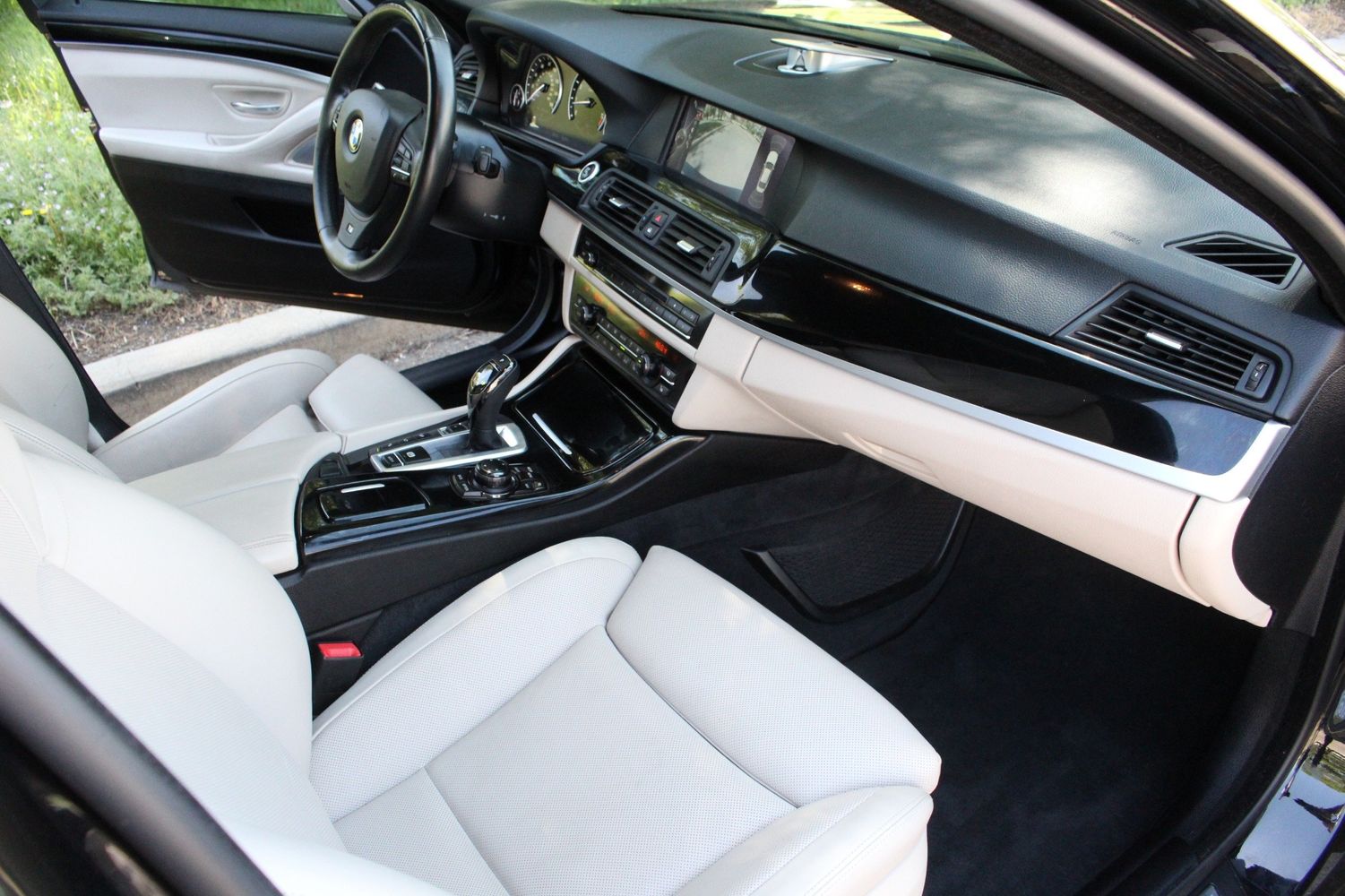 2013-bmw-550i-awd-victory-motors-of-colorado