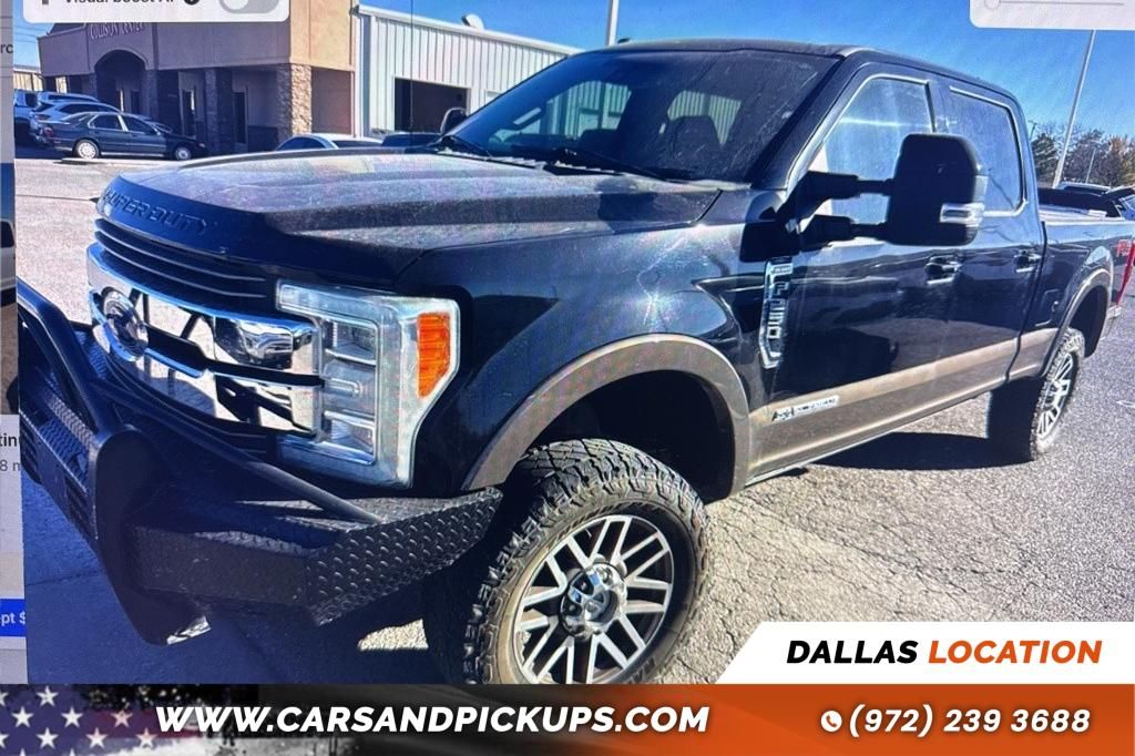 2017 Ford F-250 Super Duty Lariat's photo