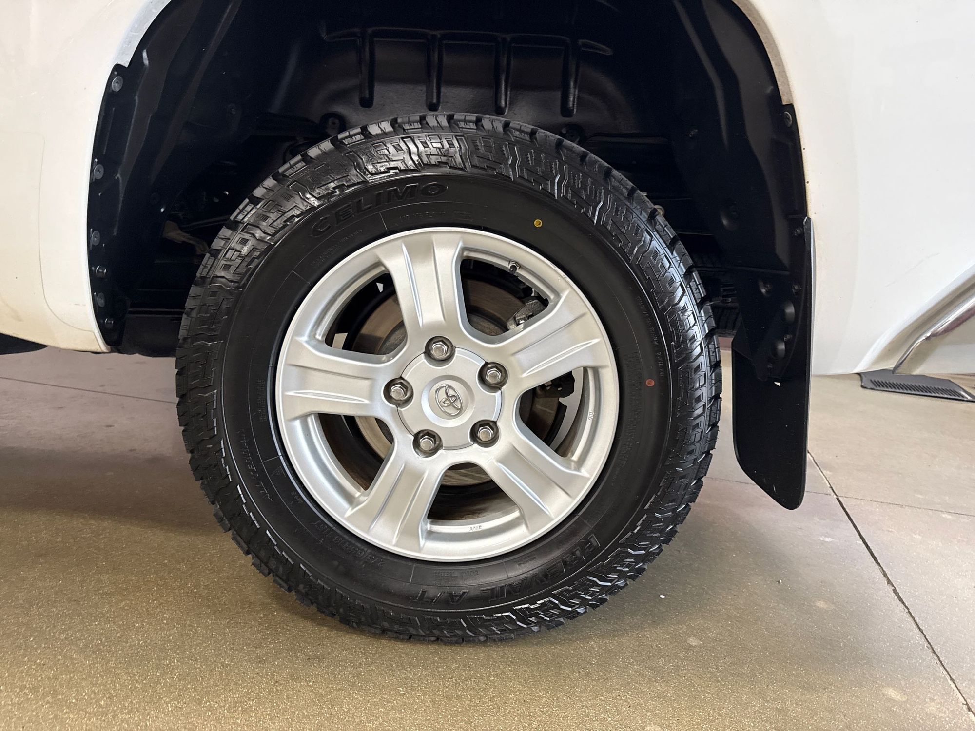 2015 Toyota Tundra SR5 Grade photo 44