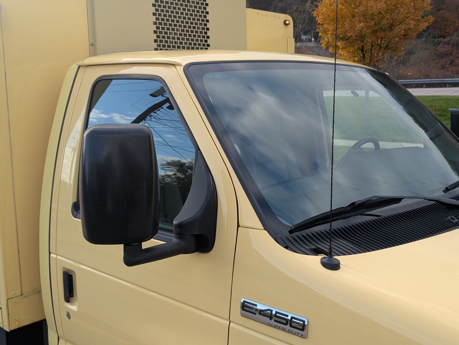 2019 Ford E-Series Chassis 51