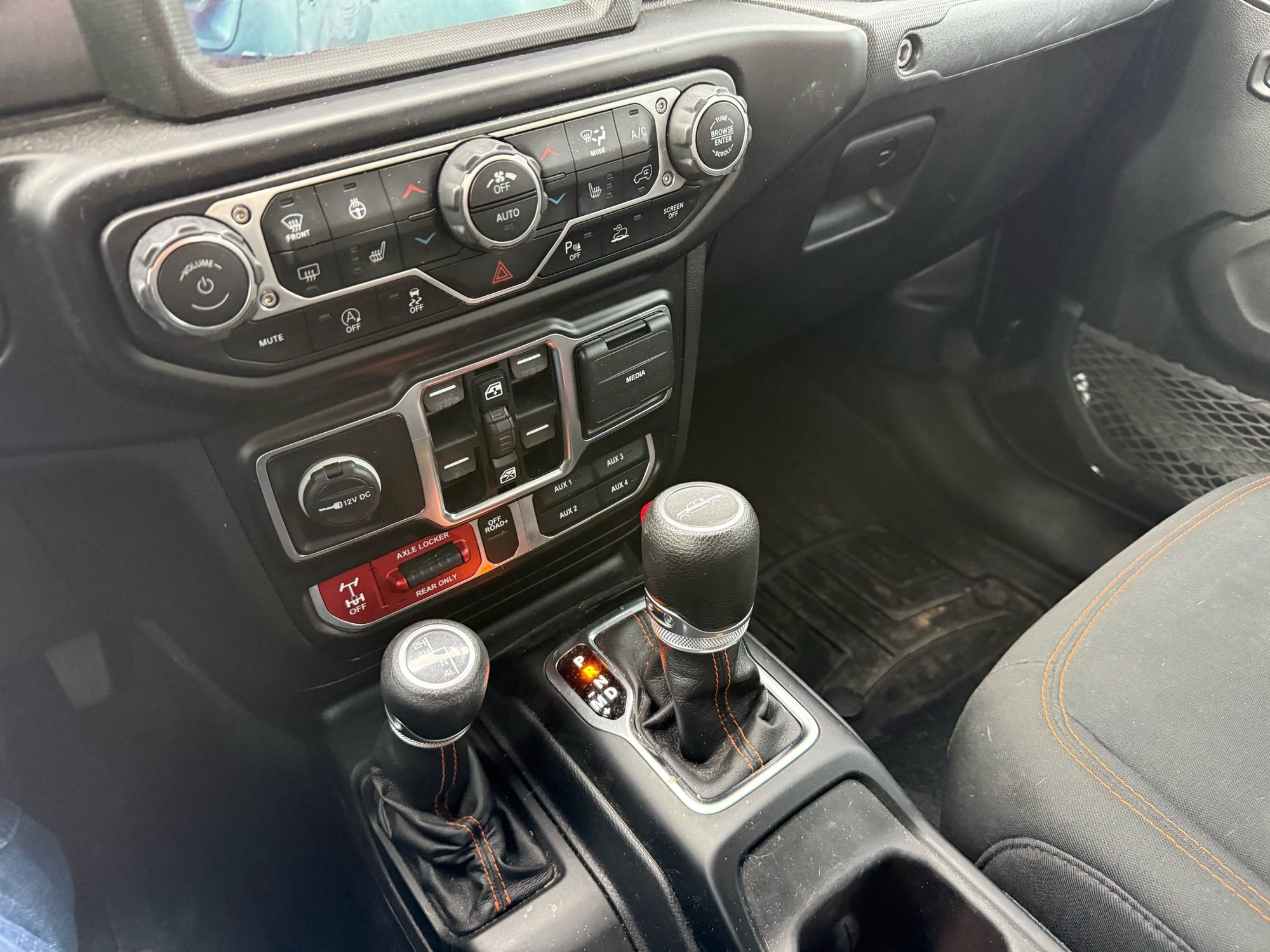 2022 Jeep Gladiator Mojave - Photo 31