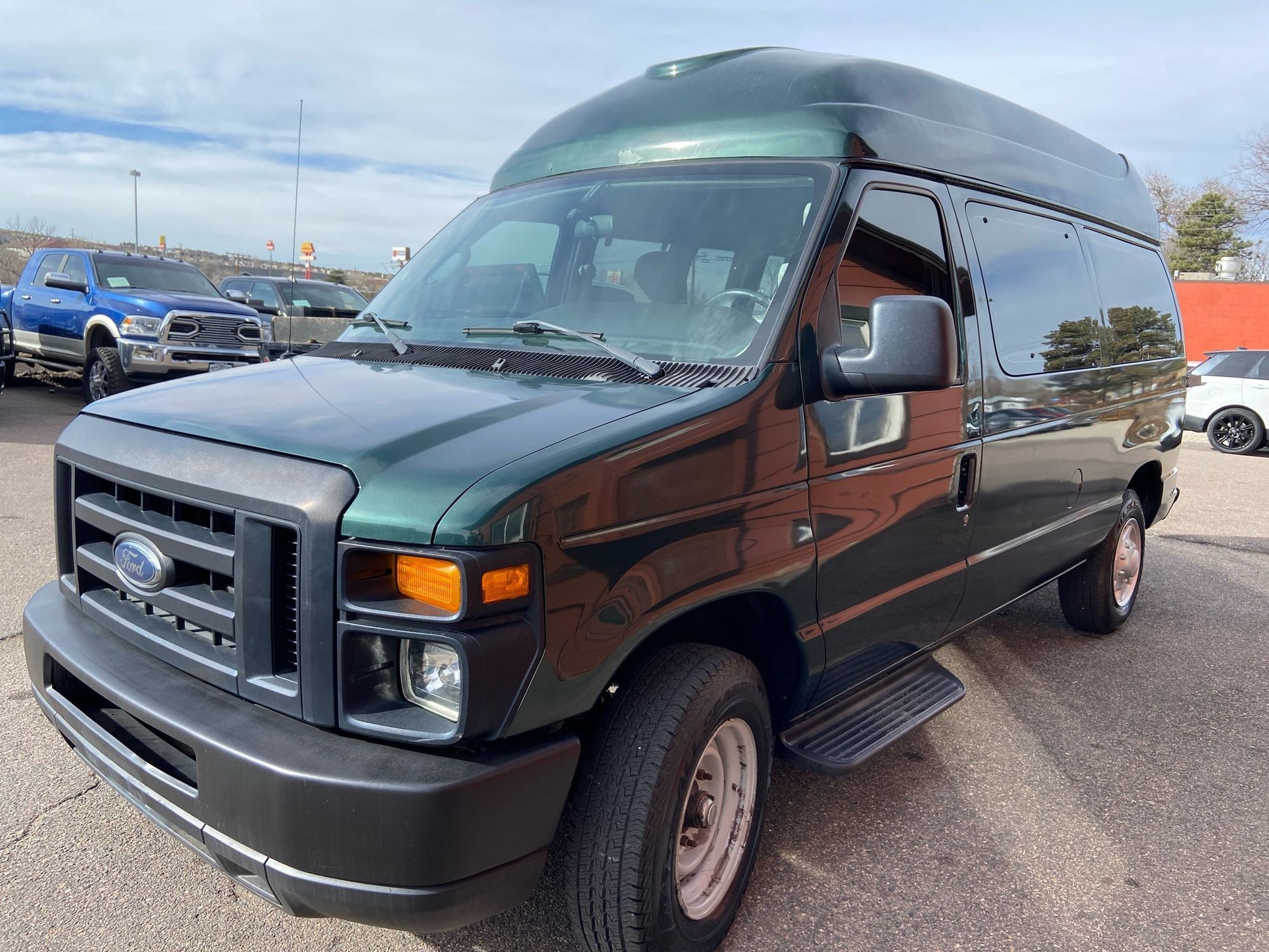 2009 Ford E-Series Econoline Wagon