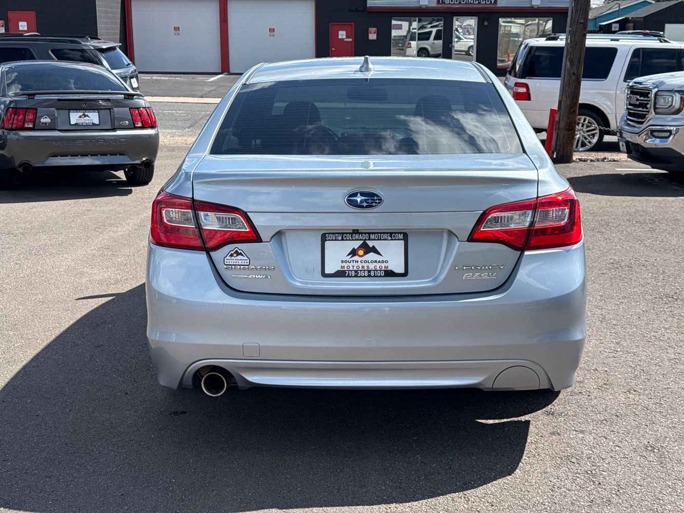 2016 Subaru Legacy 2.5i Limited photo 6