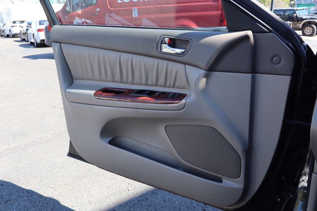 2005 Toyota Camry XLE V6