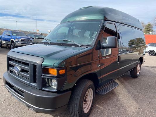 2009 Ford E-Series Econoline Wagon XL