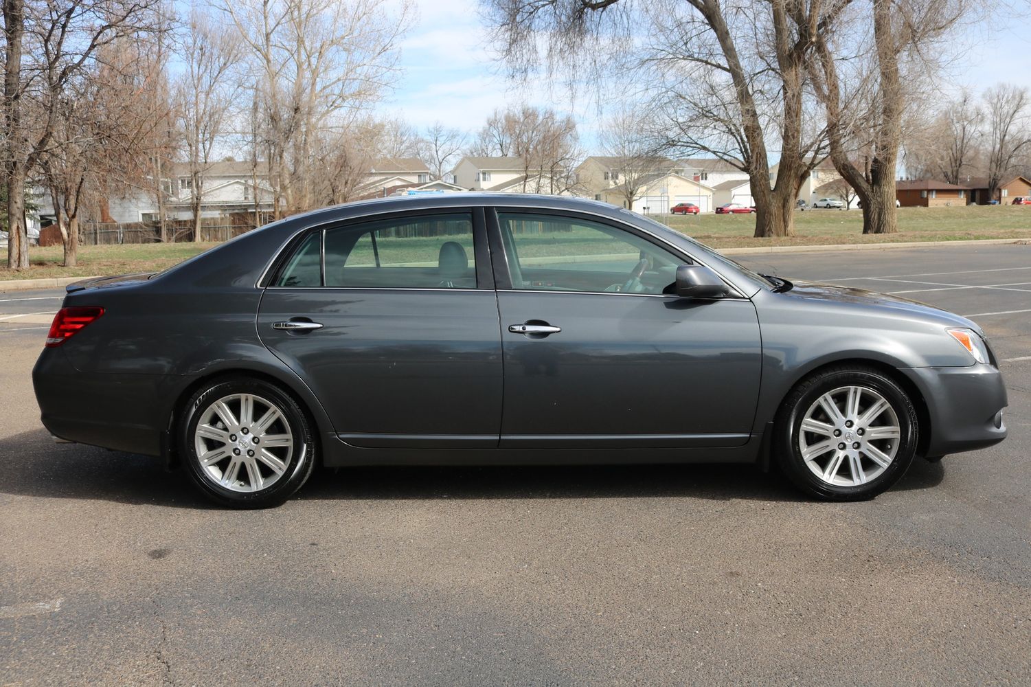 2008 Toyota Avalon Limited Victory Motors of Colorado