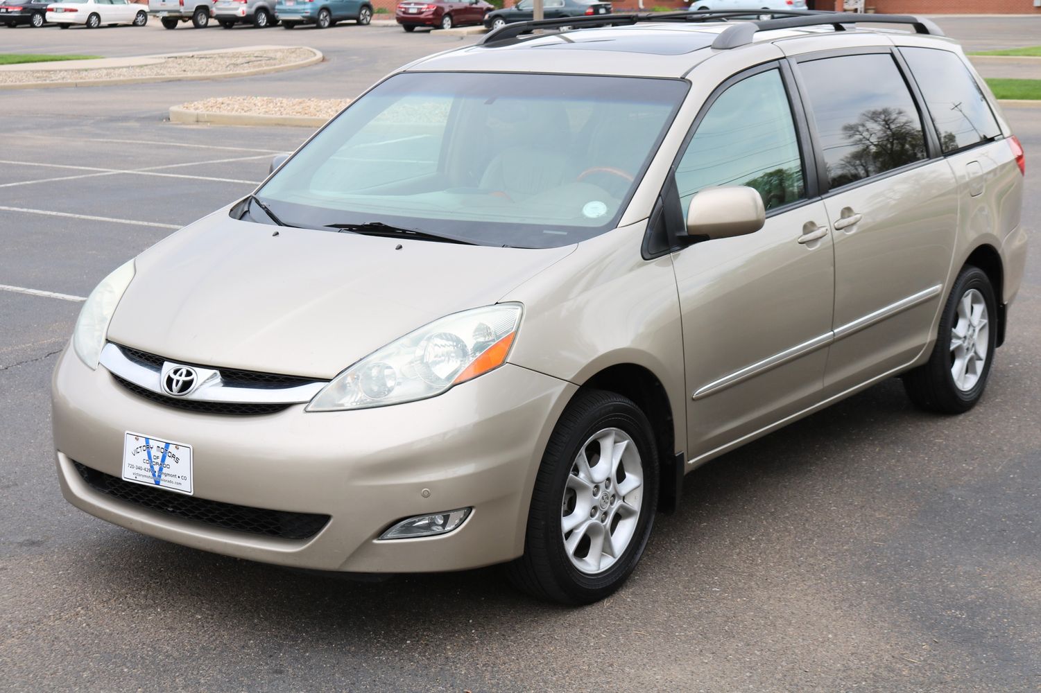 Toyota sienna xle